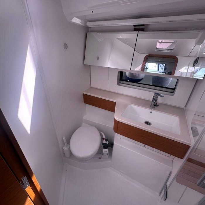 Thetis | Dufour 48 Cat photo 4