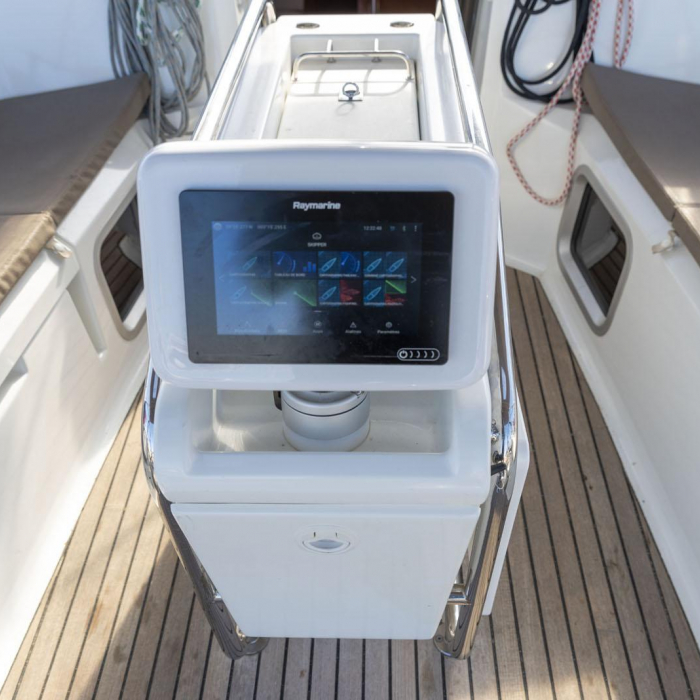 BarElli | Sun Odyssey 389 photo 15