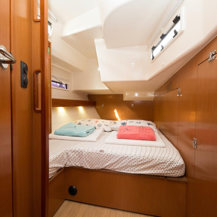 Aziza | Bavaria 50 photo 13