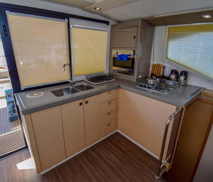 Amber | Lucia 40 photo 41