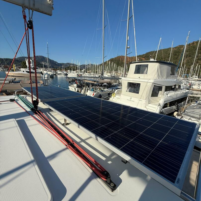 Lu Lu | Lagoon 450 Fly photo 11