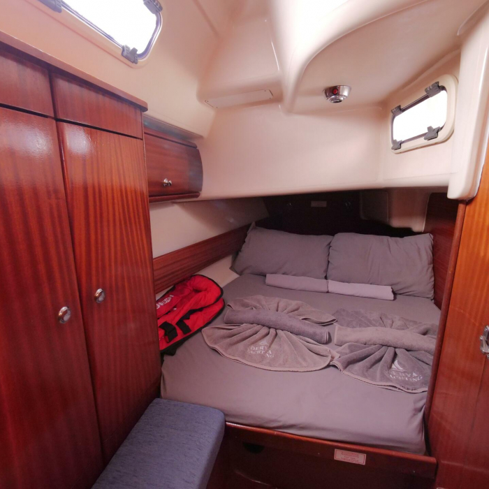 Altair | Bavaria 36 photo 8