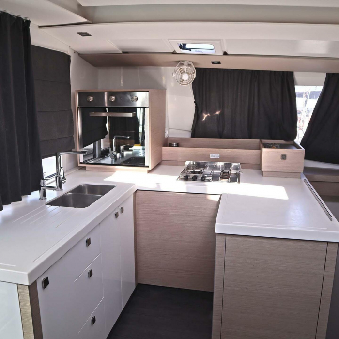 HANNAH III | Astrea 42 photo 2