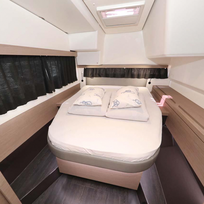 Canopus | Fountaine Pajot LUCIA 40 photo 13