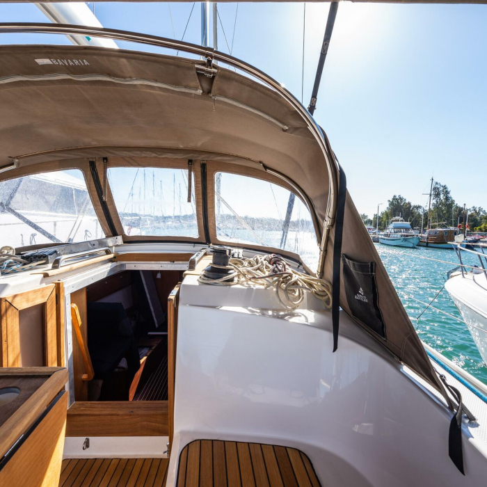 Jack Of London | Bavaria 37 photo 4