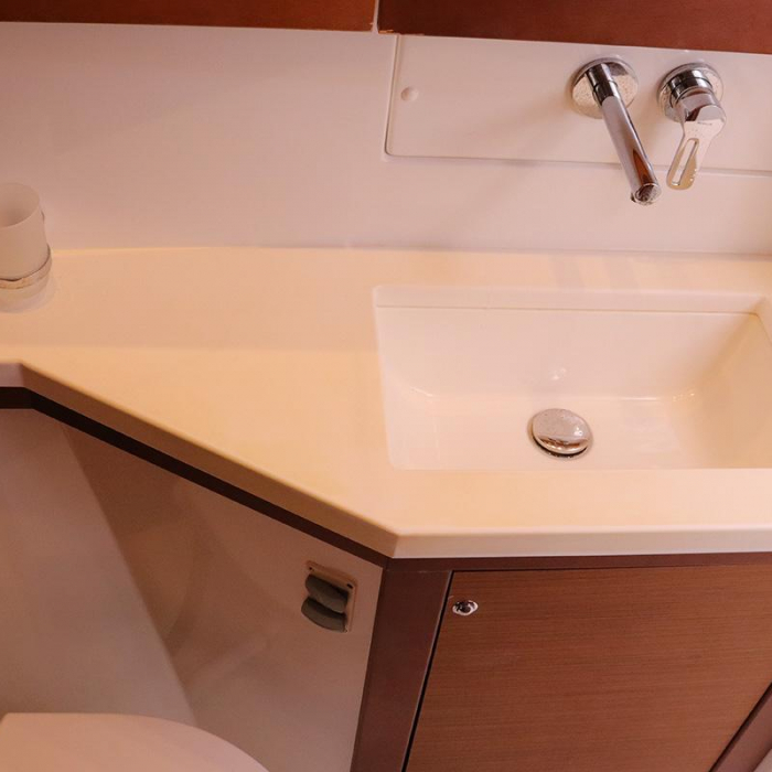 LIBERTAS DS (ex. Thor) | Lagoon 450 F photo 18