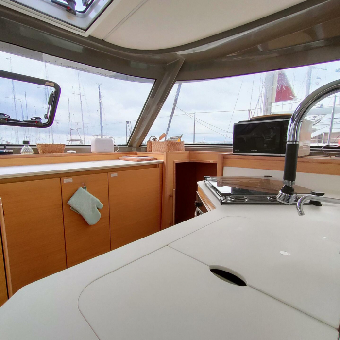 Master Yoda | Nautitech 40 Open photo 12