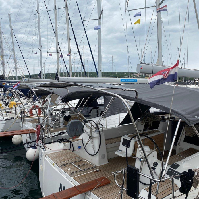 Ane | Dufour 460 GL photo 18