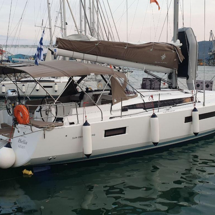 Helia | Sun Odyssey 490 photo 3