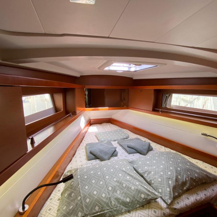 Tina | Oceanis 41 photo 13