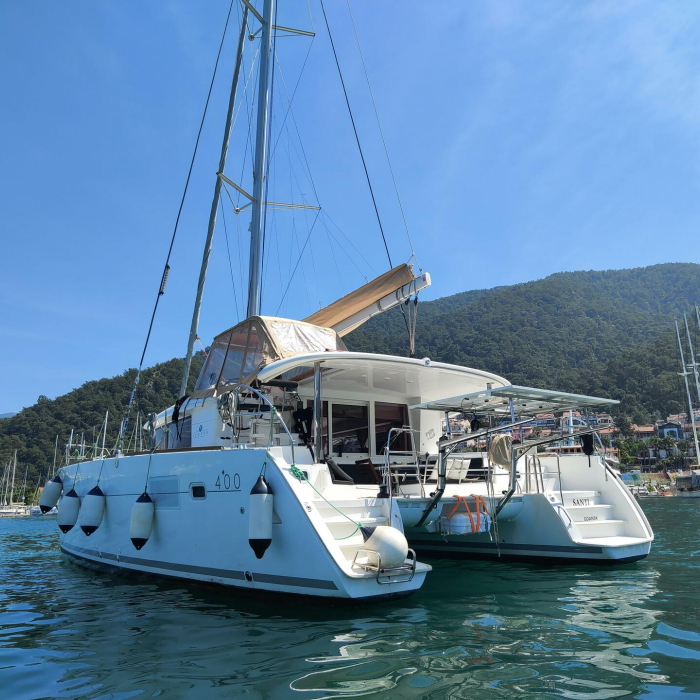 Santi | Lagoon 400 photo 29