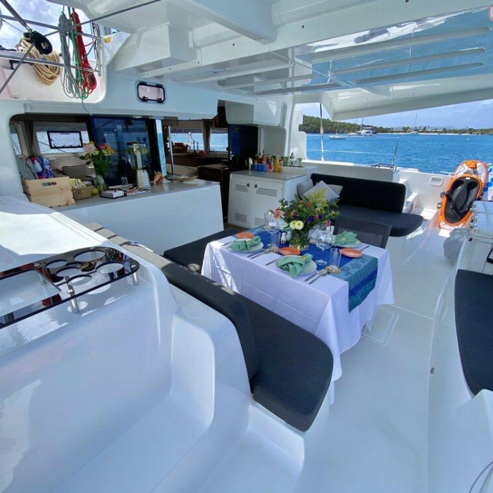 Maryna | Lagoon 46 photo 33