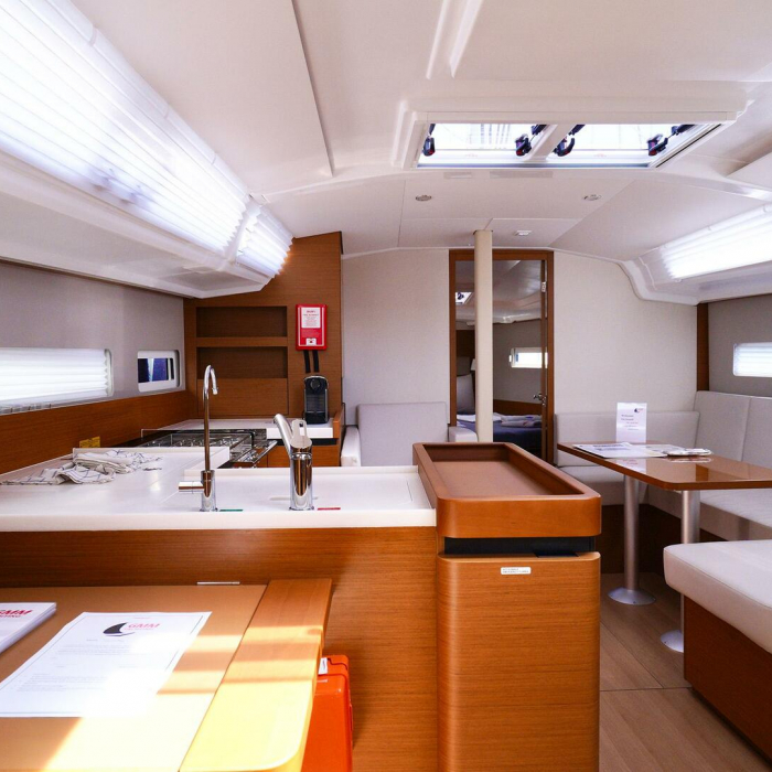 Sail Me | Sun Odyssey 410 photo 11