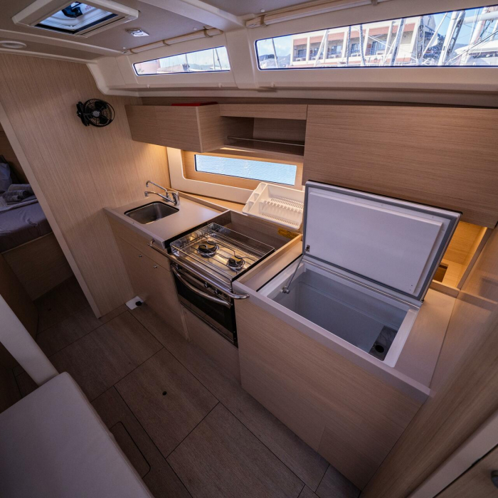 Piperi | Oceanis 37.1 photo 7