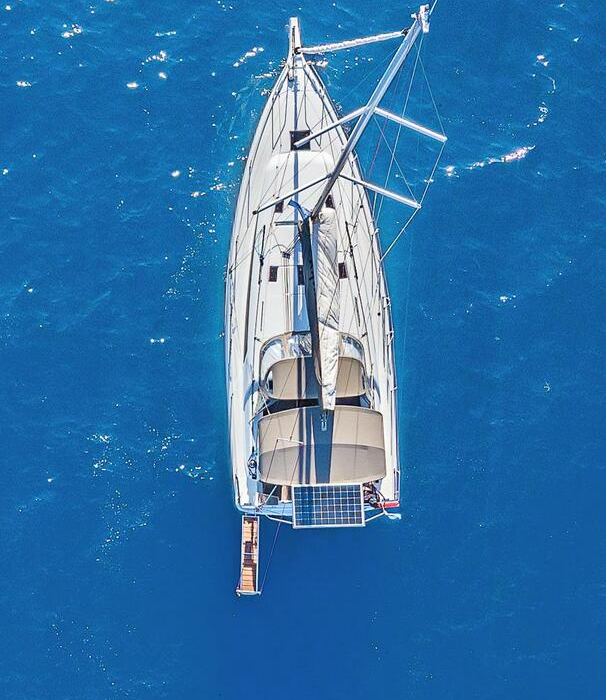 Kos 40.2 | Oceanis 40.1 photo 3