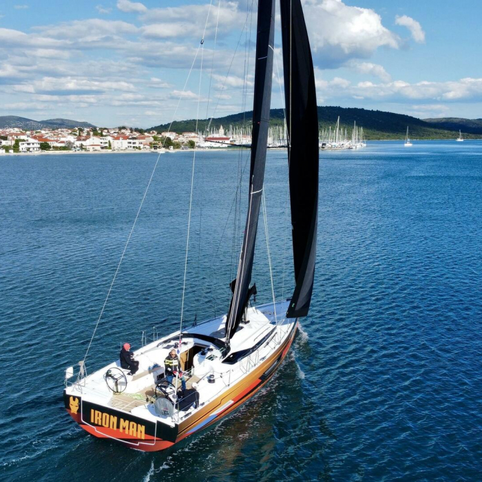 Iron Man | Elan E6 photo 9