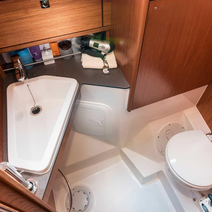 Joker | Bavaria 34 Cruiser photo 8