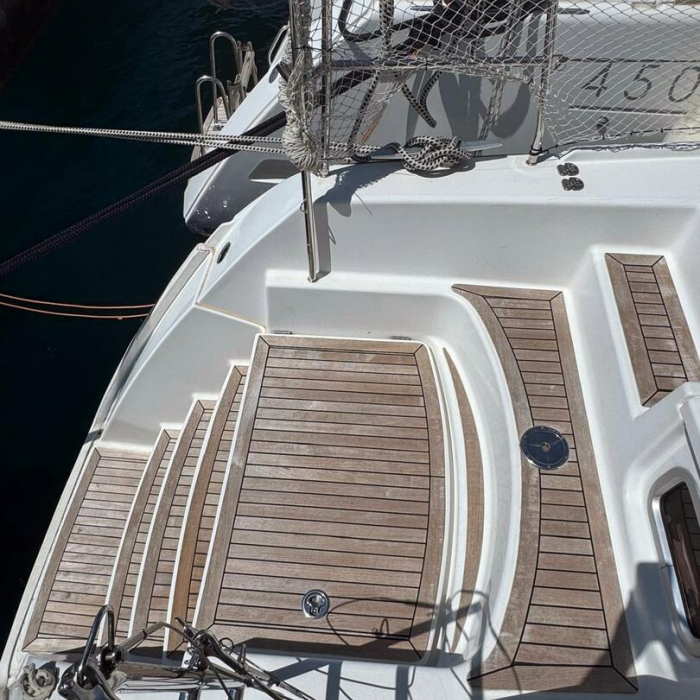 Happiness | Lagoon 421 photo 35