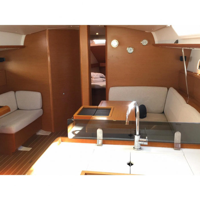 Kontiki | Sun Odyssey 439 photo 1