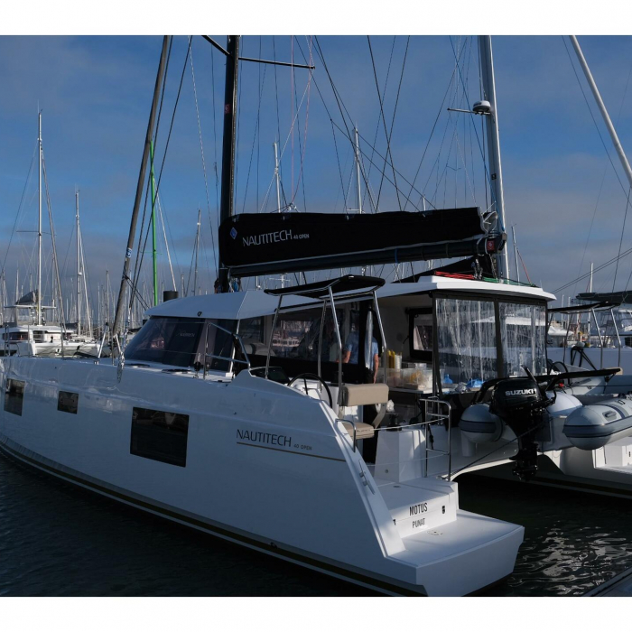 Motus | Nautitech 40 Open photo 4