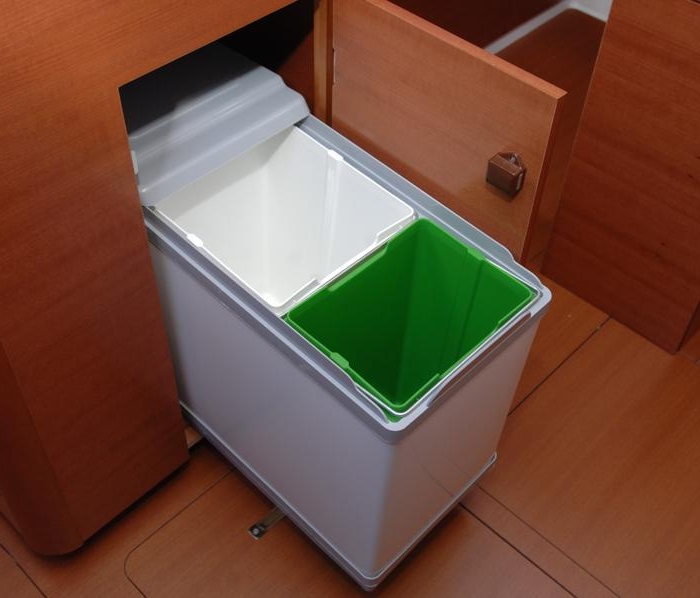 Lara | Dufour 335 GL photo 15