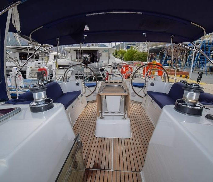 Loki | Sun Odyssey 44 i photo 13