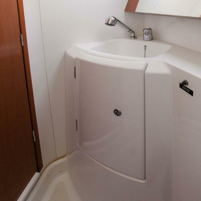 Moody Blues | Oceanis 31 photo 8