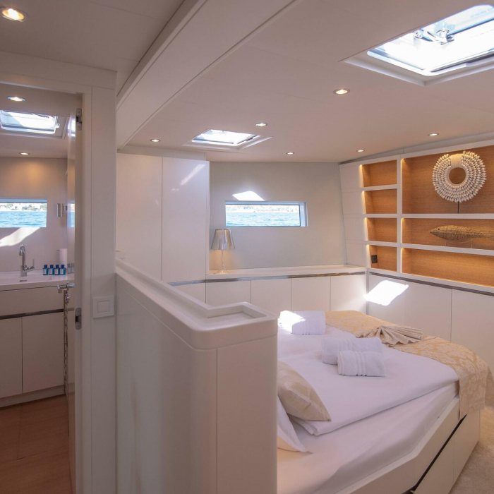 Bubbles | CNB 76 photo 7