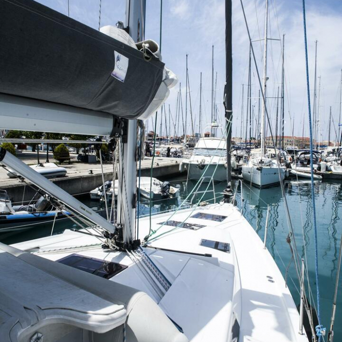 Deep Blue | Hanse 415 photo 9