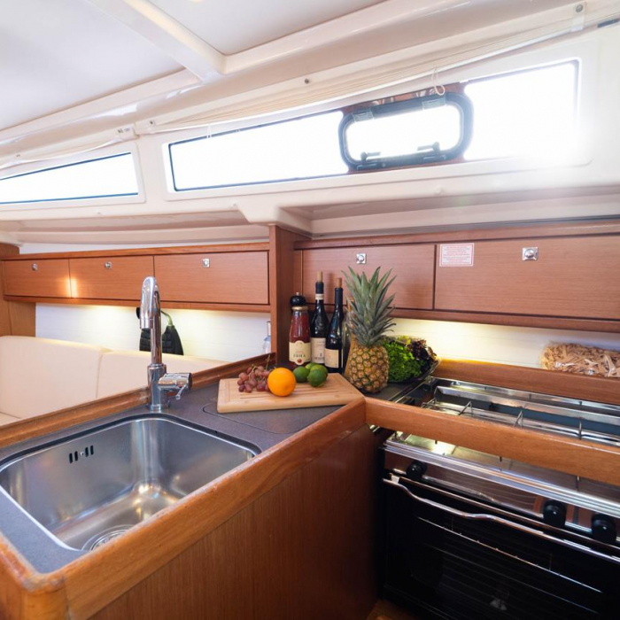 Cleopatra | Bavaria Cruiser 33 photo 6