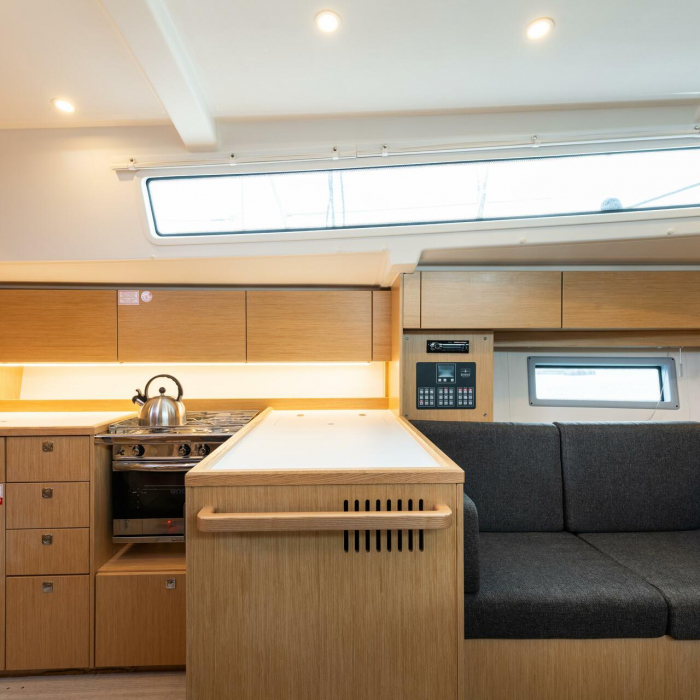 Alfonso | Bavaria C38 photo 11