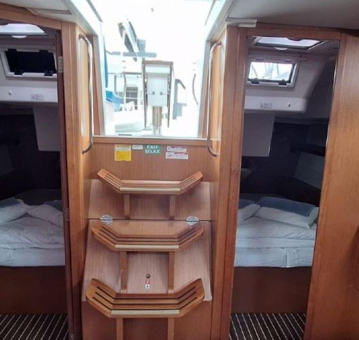 Bluna | Bavaria C45 photo 12