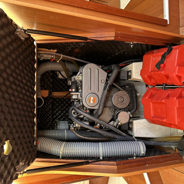 Blu | Oceanis 34 photo 20