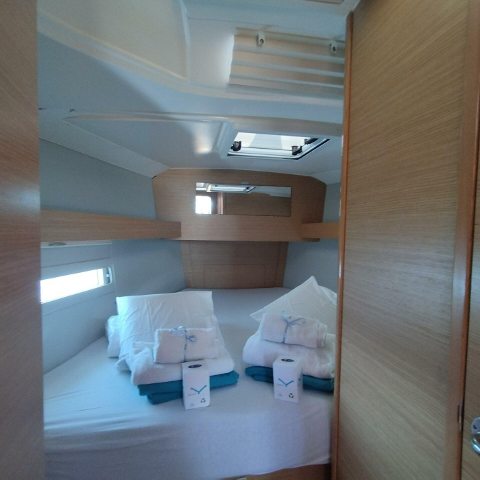 Pixie | Dufour 390 Grand Large photo 12