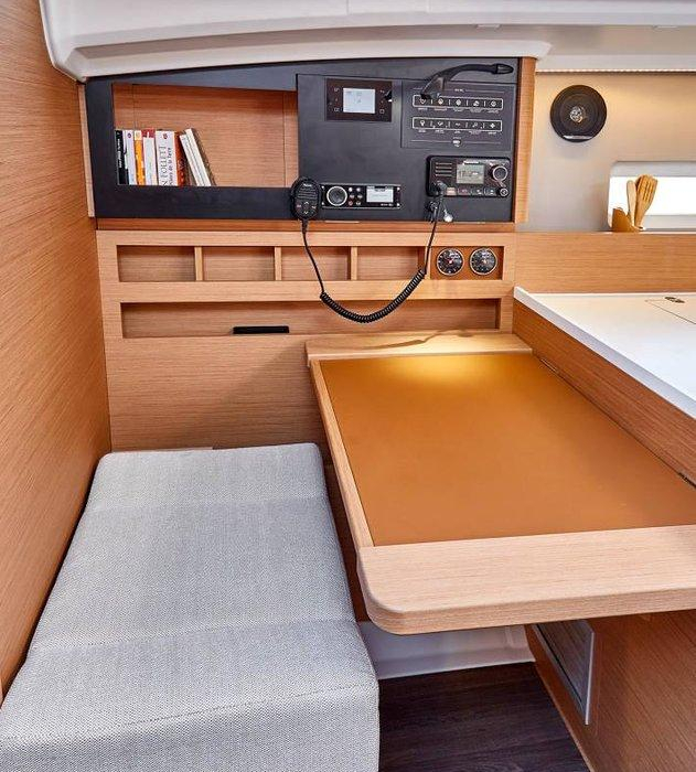 Sea Breeze | Sun Odyssey 410 photo 16