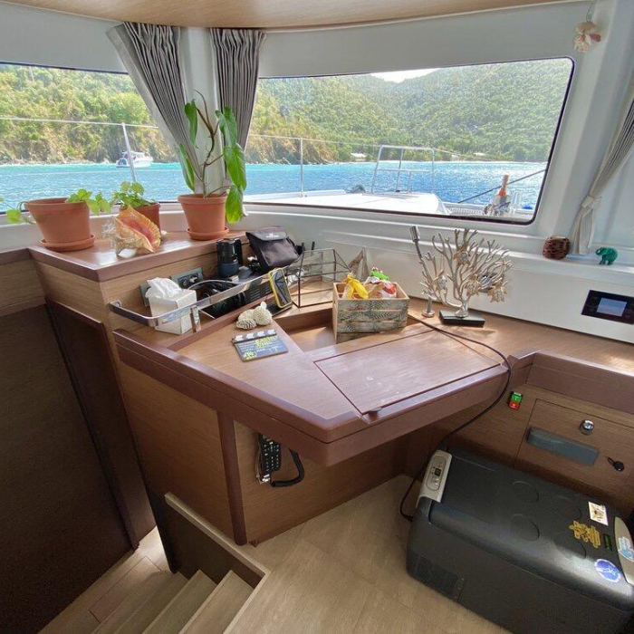 Maryna | Lagoon 46 photo 32