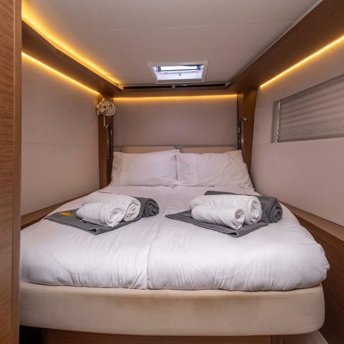 Katka | Lagoon 50 photo 37