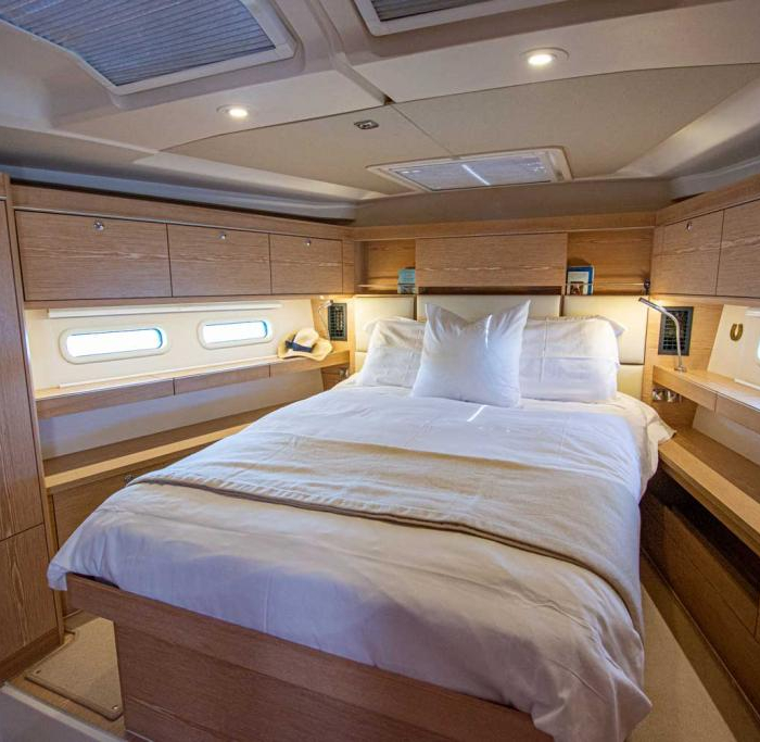 Kind of Blue | Hanse 575 photo 10