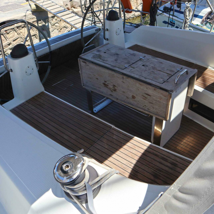 Economy | Bavaria Cruiser 40 photo 6