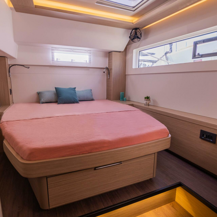 Cari | Lagoon 46 photo 17