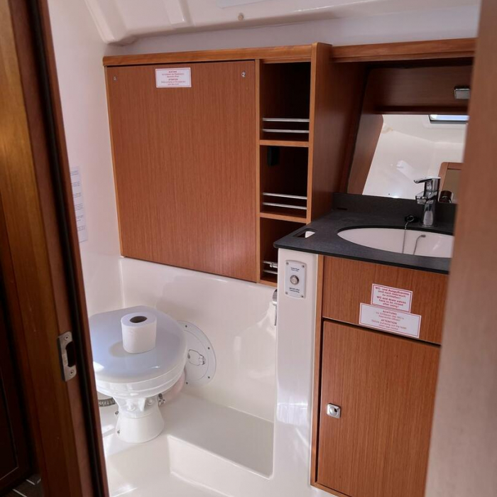 Enja | Bavaria Cruiser 41 photo 3