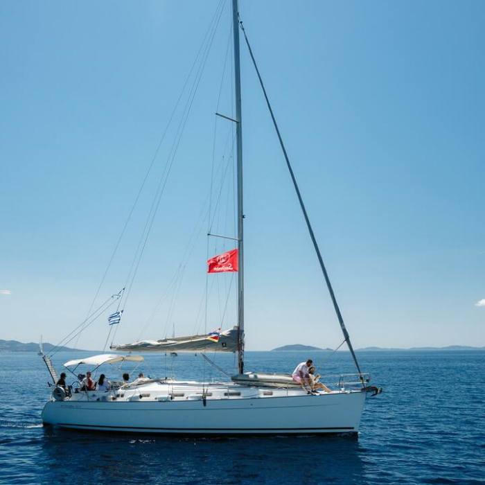 Too Lucky | Cyclades 43.4 photo 4