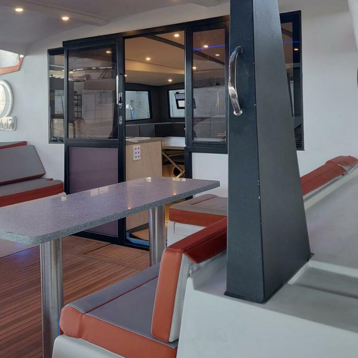 Orange | Luna 47 Power photo 17