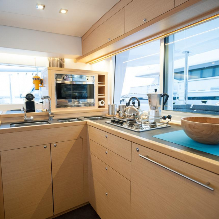 Lady Dom | Lagoon 400 S2 photo 11