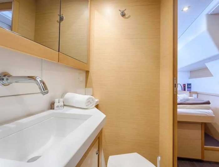 Alba Mouse | Lagoon 450 F Luxury photo 8