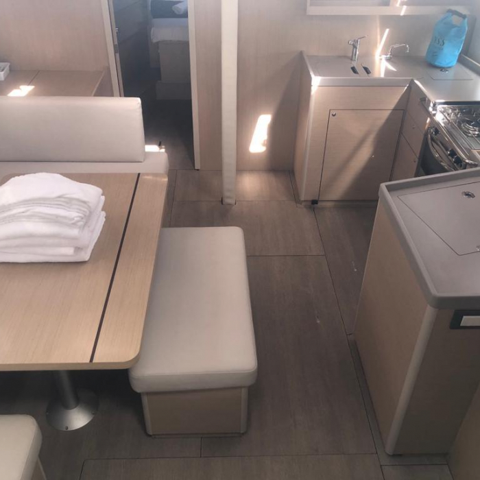 Aries | Oceanis 40.1 photo 7