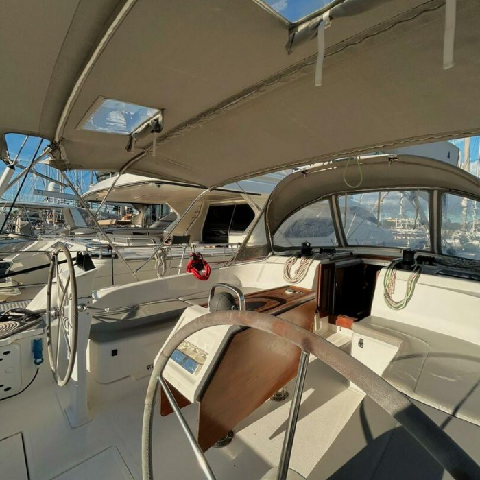 Leonidas III | Bavaria cruiser 51 photo 3