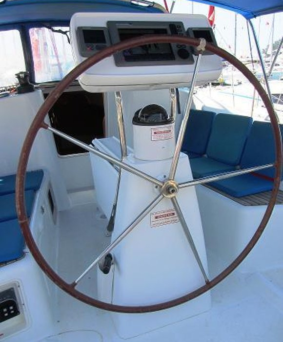 Babis 2010 | Sun Odyssey 36i photo 6