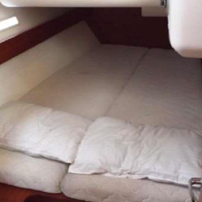 Economy | Dufour 450 GL photo 19