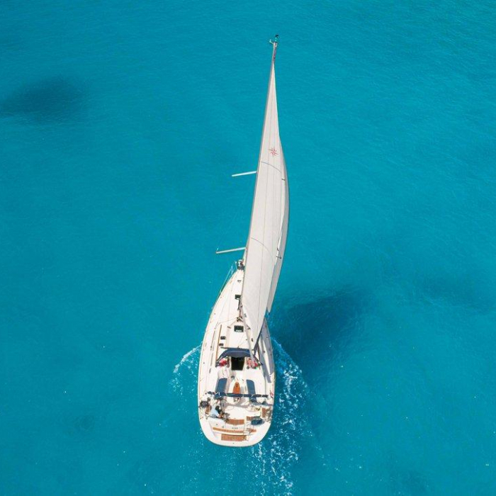 Ema | Sun Odyssey 42i photo 4